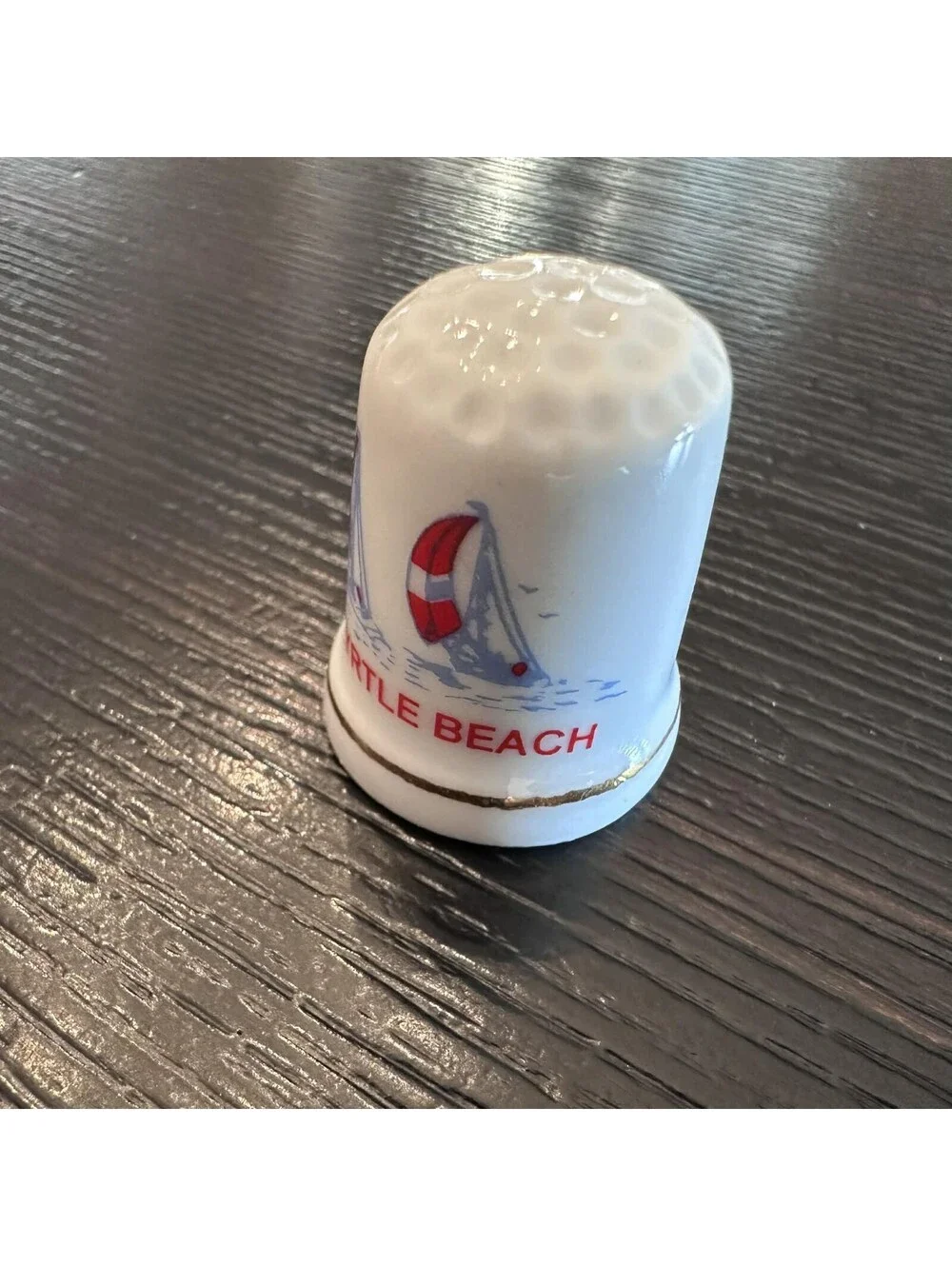 Myrtle Beach South Carolina Souvenir Thimble Sailboats Gold Trim EUC